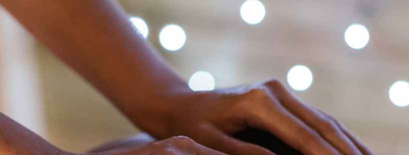 les mains qui écoutent